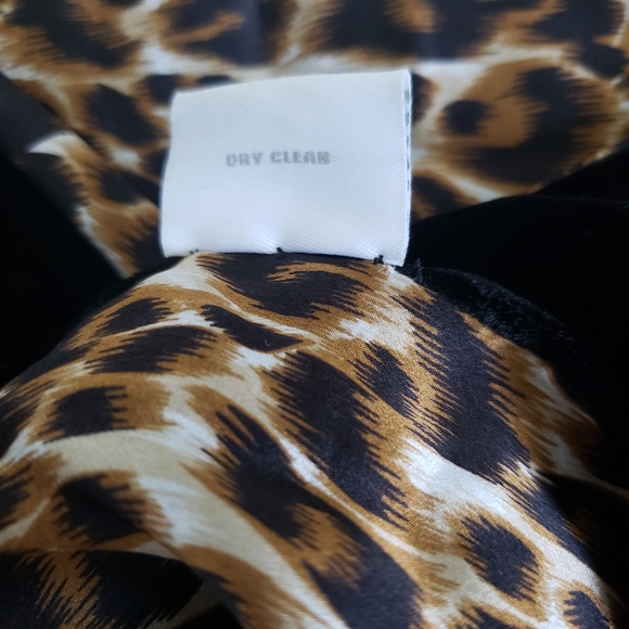 Charter Club Silk Leopard/Black Velvet Scarf/Shawl - Picture 4 of 4